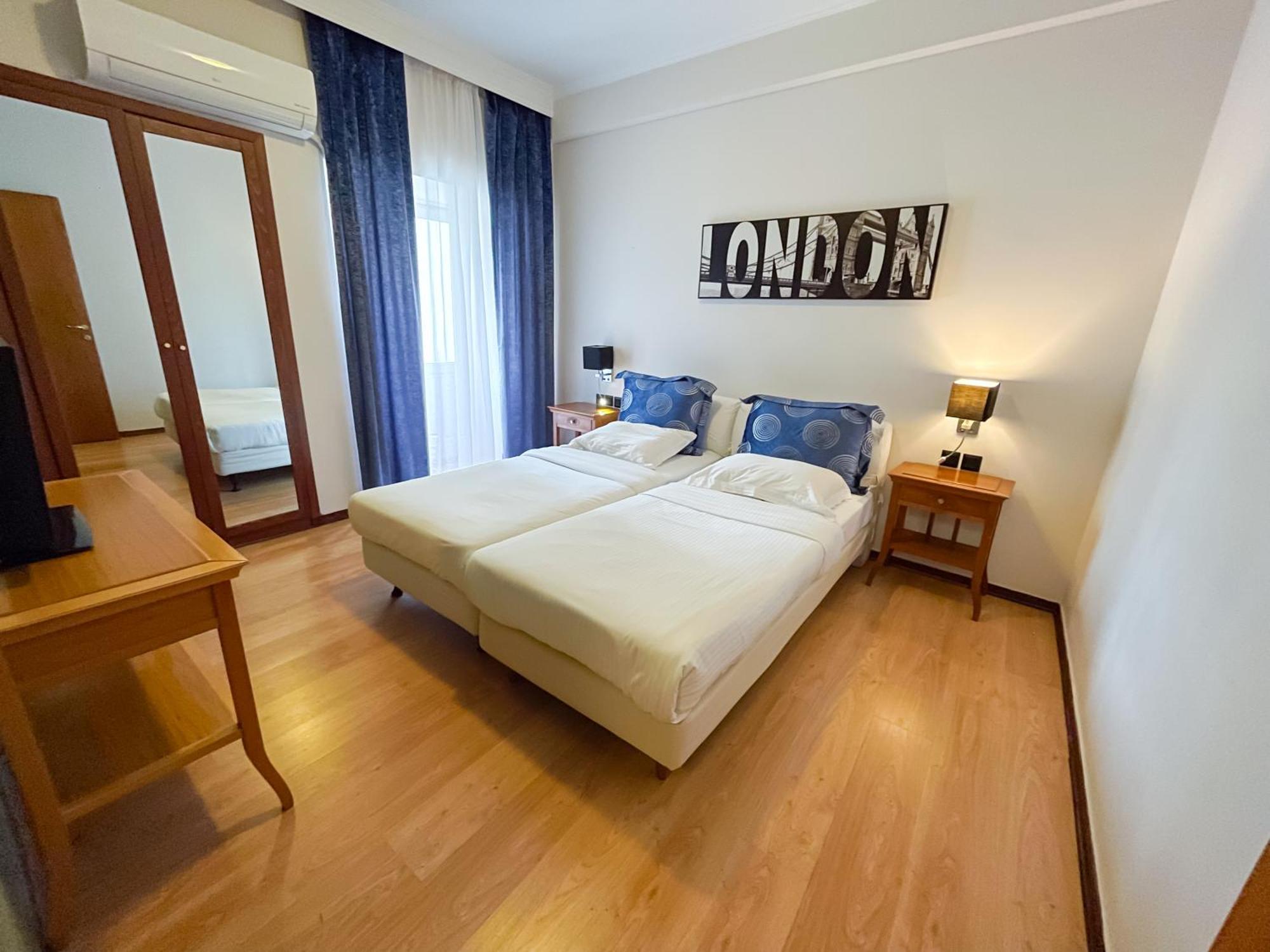 แอนโดรเมดา สวีท แอนด์ อพาร์ตเมนต์ Aparthotel เอเธนส์ ภายนอก รูปภาพ