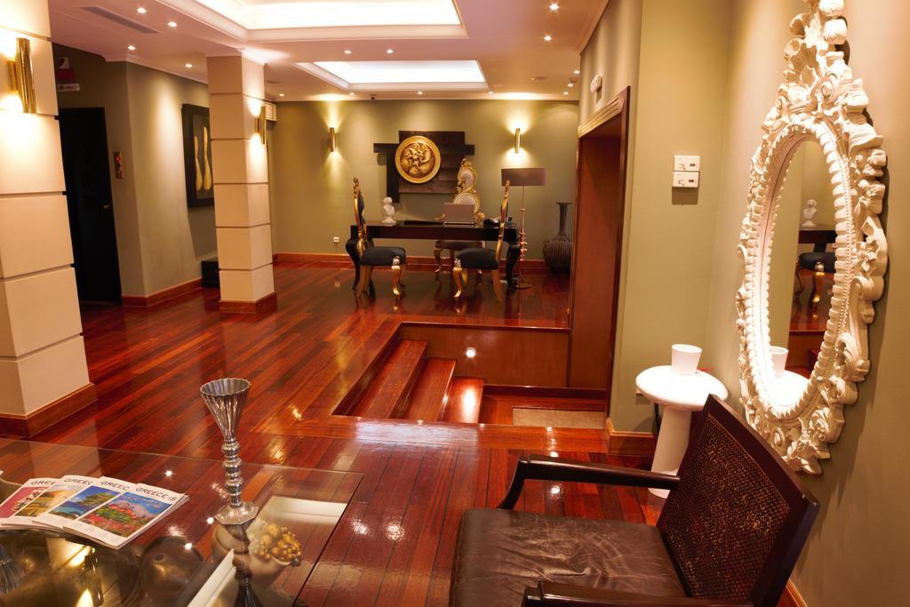 แอนโดรเมดา สวีท แอนด์ อพาร์ตเมนต์ Aparthotel เอเธนส์ ภายนอก รูปภาพ